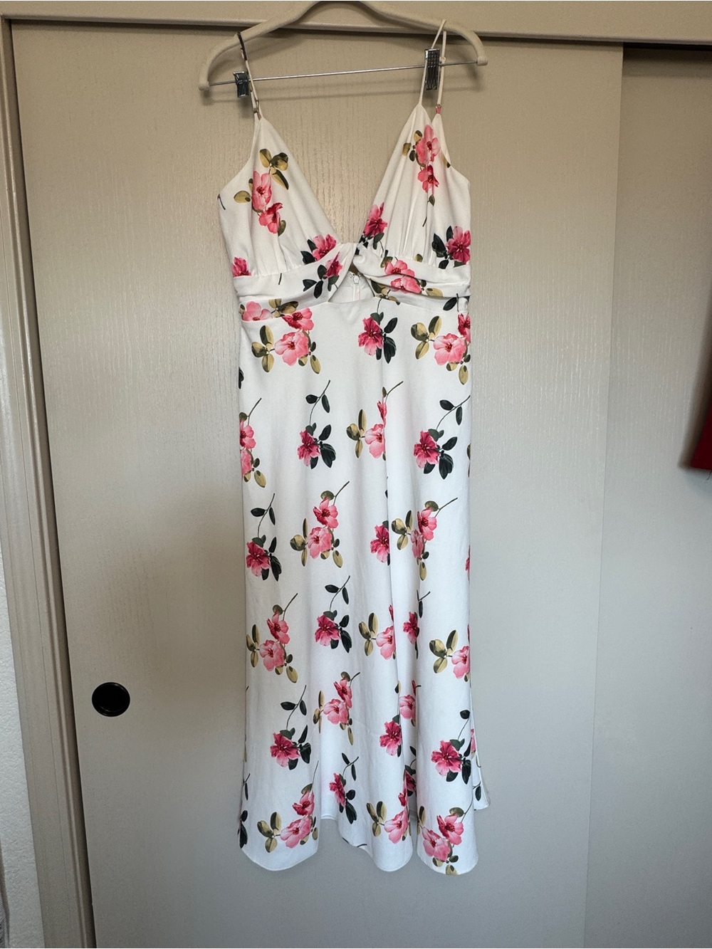 Alexia Admor White Maxi Dress with Pink Floral Print